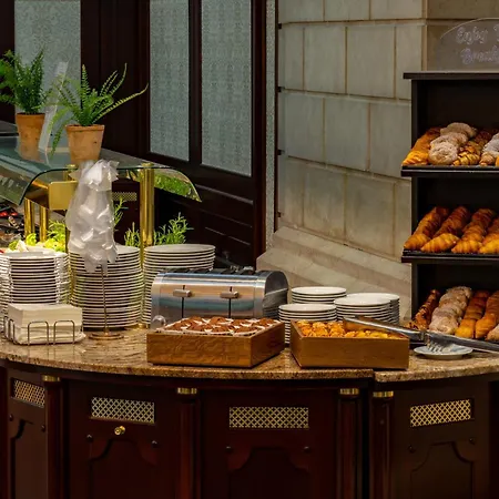 Hotell Ensana Grand Margaret Island 4*
