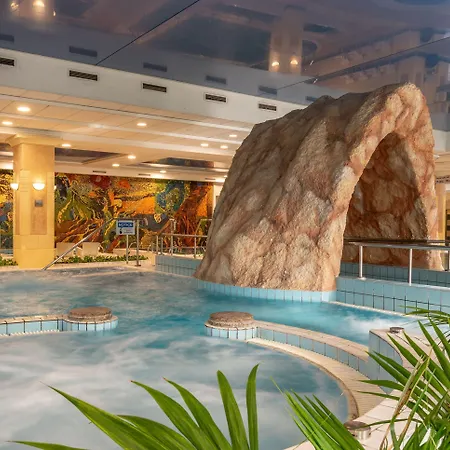 Hotel Ensana Grand Margaret Island