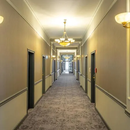 Hotel Ensana Grand Margaret Island 4*