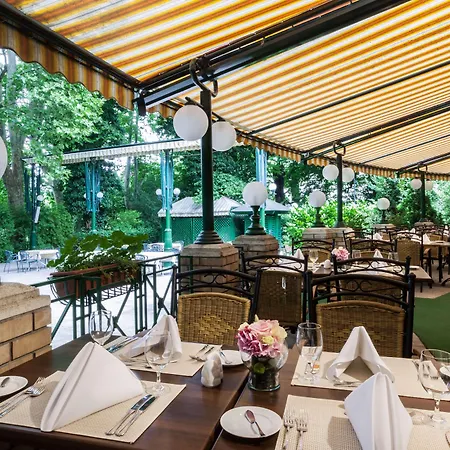 Hotel Ensana Grand Margaret Island