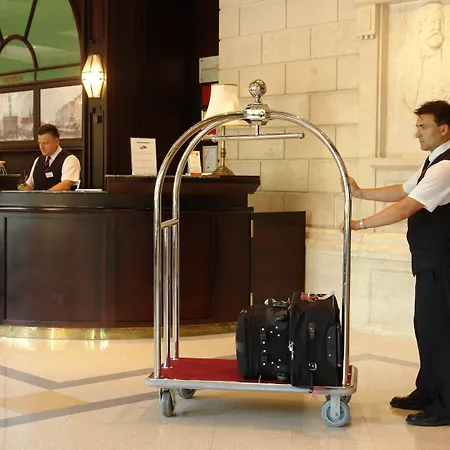 Hotel Ensana Grand Margaret Island 4*