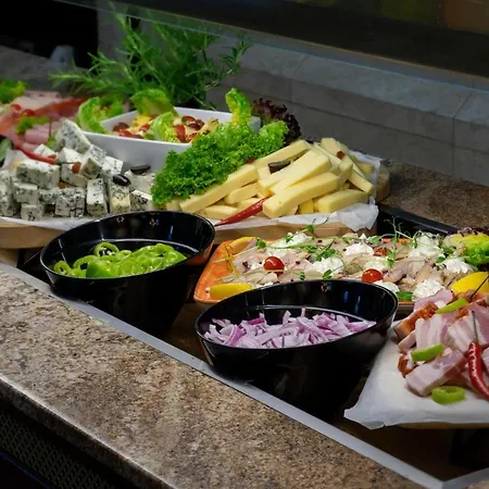 Ensana Grand Margaret Island 4*