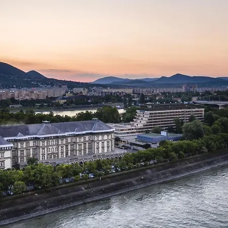 Ensana Grand Margaret Island 4*