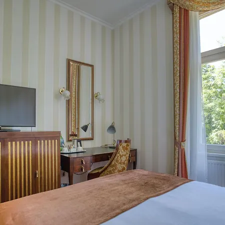 Hotel Ensana Grand Margaret Island 4*