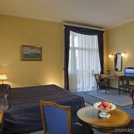 Ensana Grand Margaret Island 4*