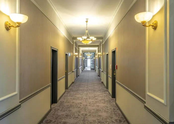 מלון Ensana Grand Margaret Island 4*