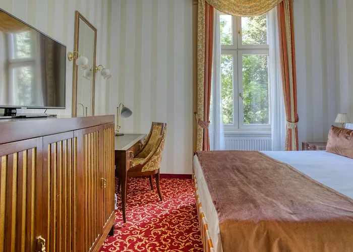 Ensana Grand Margaret Island מלון