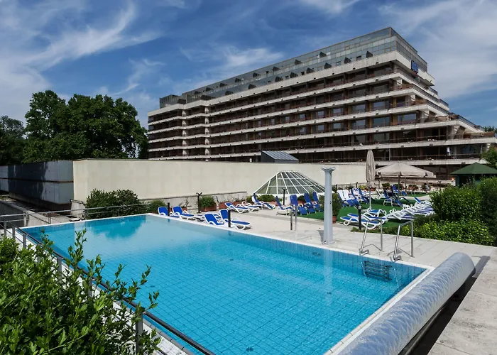 מלון Ensana Grand Margaret Island 4*