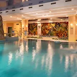 Hotel Ensana Grand Margaret Island 4*