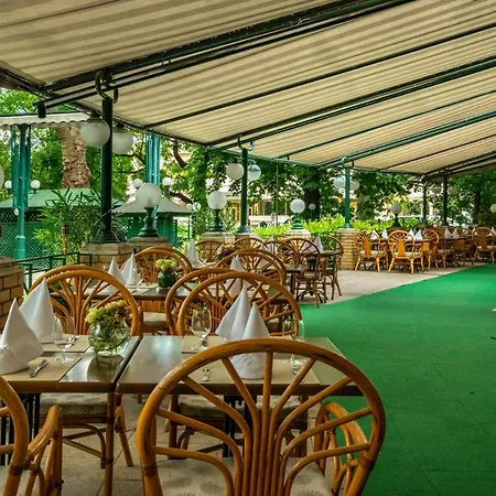 Ensana Grand Margaret Island فندق 4*