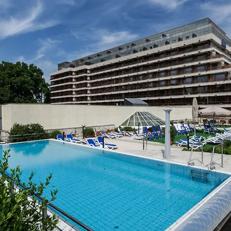فندق Ensana Grand Margaret Island 4*